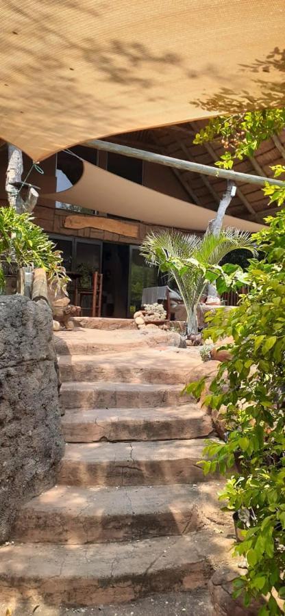 Canyon Guest Villa Hoedspruit Bagian luar foto