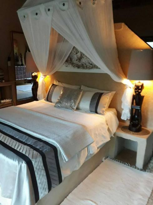 Canyon Guest Villa Hoedspruit Bagian luar foto